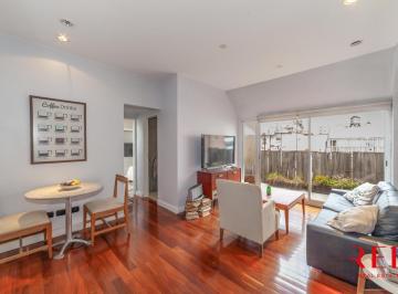 Departamento · 46m² · 2 Ambientes · Venta Departamento 2 Ambientes Piso Alto con Balcón en Recoleta