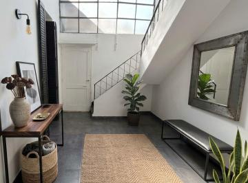 PH de 3 ambientes, Flores · Flores | PH en Venta | 3 Ambientes | Patio y Terraza. Refaccionado a Nuevo!