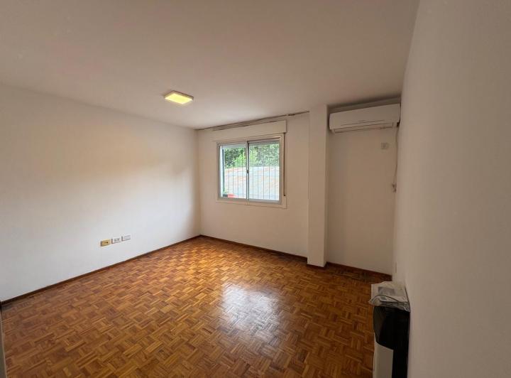 Departamento · 56m² · 5 Ambientes · 1 Cochera