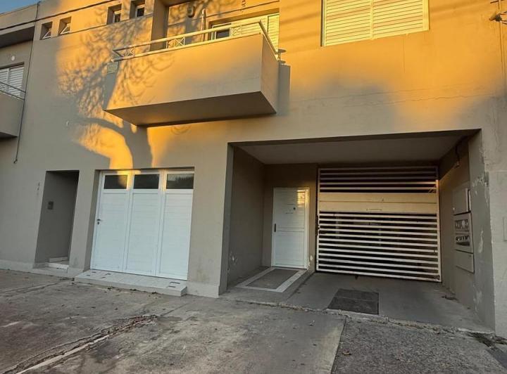 Departamento · 2 Ambientes · 1 Cochera