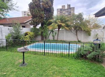 Casa · 98m² · 4 Ambientes · 1 Cochera · Venta Casa 4 Amb Quilmes Oeste C/fondo y Pileta