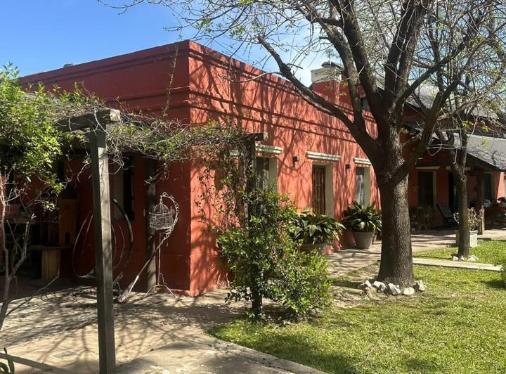 Casa · 140m² · 3 Ambientes · 2 Cocheras