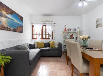 Departamento · 70m² · 3 Ambientes · Venta Depto 3 Amb C/patio San Martin Apto Credito
