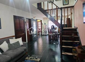 Casa · 84m² · 4 Ambientes · 1 Cochera · Casa Dúplex en Venta en El Palomar, Morón, G. B. a. Zona Oeste
