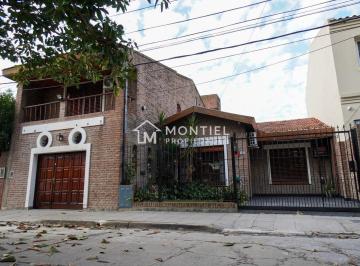 Casa · 184m² · 5 Ambientes · 3 Cocheras · Casa Chalet en Venta en Ciudad Jardin, Tres de Febrero, G. B. a. Zona Oeste