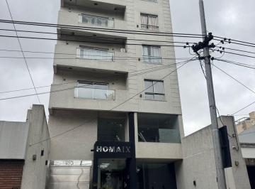 Departamento de 2 ambientes, Lanús · Alquiler Semipiso de 2 Ambientes Al Frente con Balcon - a Sólo 2 Cdras. de H. Yrigoyen y La Estacion