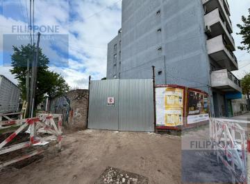 Terreno · 385m² · Terreno en Alquiler Sobre Av Mitre.