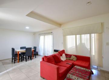 Departamento · 76m² · 3 Ambientes · 1 Cochera · Duplex en Venta City Bell 2 Dorm.