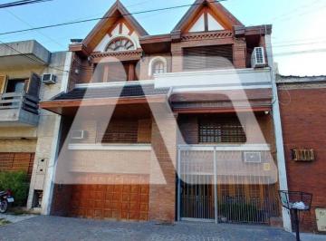 CCZ-CCZ-157_2 · Casa Chalet en Venta Ubicado en Lanús Este, Lanús, G. B. a. Zona Sur