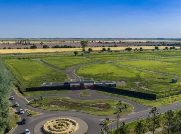 Terreno · 927m² · Venta - Permuta Lote 25 927 m², Vida Jardín, Funes Posibilidad de Financiación.