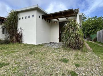 Casa · 400m² · 3 Ambientes · Alquiler Casa El Pinar un Dormitorio