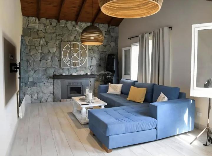 Casa · 320m² · 4 Ambientes · 2 Cocheras