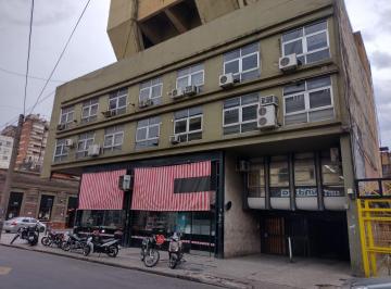 Depósito · 168m² · 1 Cochera · Venta Depósito Cochera. Urquiza y Corrientes. Rosario