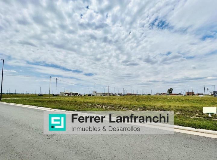 Terreno · 300m²
