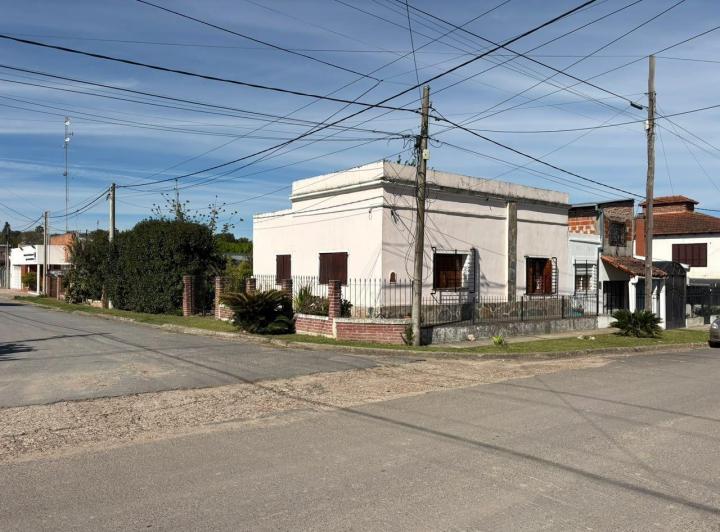 Casa · 130m² · 6 Ambientes · 1 Cochera