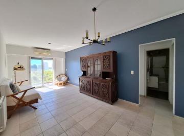 Departamento · 57m² · 2 Ambientes · Depto 2 Amb Venta San Martín C/balcón y Vestidor