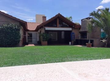 Casa · 200m² · 5 Ambientes · 2 Cocheras · Casa de 3 Dorm. en Barrio con San Alfonso II Seguridad 24 Hs