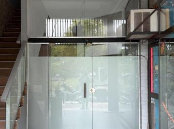 Local comercial · 50m² · 2 Ambientes · Local en Alquiler - - 50 m - La Plata