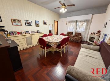 PH · 64m² · 2 Ambientes · Pventa PH 2 Ambientes con Terraza Propia y Parrilla Montecastro