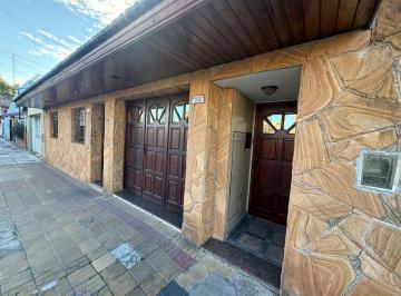 PH · 49m² · 3 Ambientes · Venta PH con Patio en Lanús