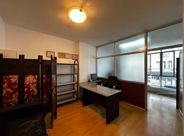 Oficina comercial · 20m² · 2 Ambientes · Alquiler Oficina en Once
