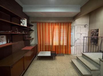 Casa · 160m² · 6 Ambientes · 1 Cochera · Casa 6 Amb Venta Florida V. López con Parrilla