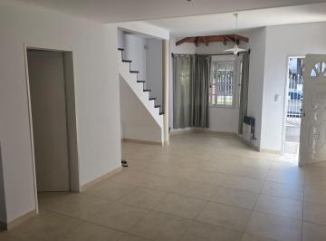 Casa · 84m² · 4 Ambientes · Casa Dúplex en Venta en General Pacheco, Tigre, G. B. a. Zona Norte