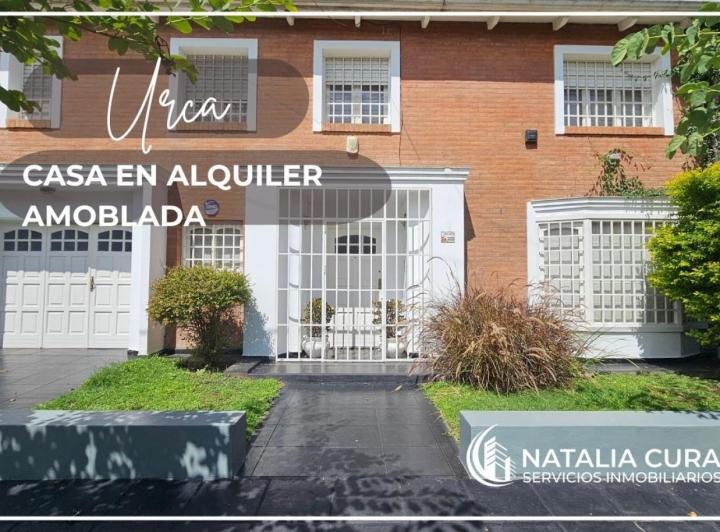 Casa · 244m² · 4 Dormitorios · 1 Cochera