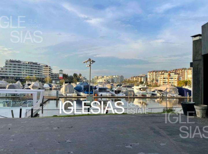 Local comercial · 152m² · 2 Ambientes