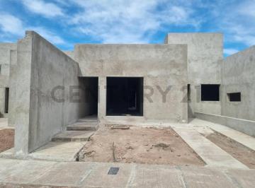 Oficina comercial · 80m² · 3 Ambientes · 1 Cochera · Venta Casa Tres Dorm. Vista Michelo. Maipú.