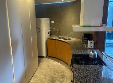 PH · 80m² · 3 Ambientes · PH en Alquiler Temporal