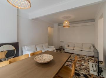 Departamento · 61m² · 3 Ambientes · Departamento en Venta de 3 Ambientes con Balcón Corrido en Caballito
