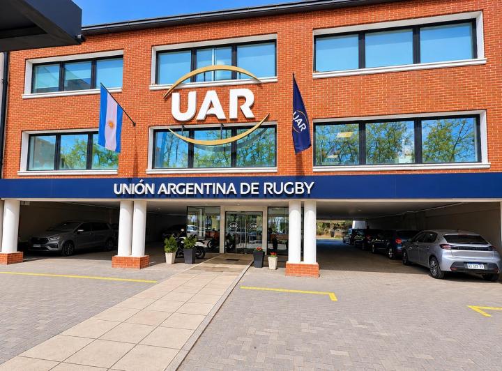 Oficina comercial · 745m² · 18 Ambientes · 20 Cocheras