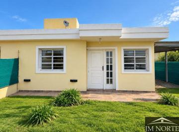 Casa de 5 ambientes, Mendiolaza · Casa en Alquiler 3 Dorm. - E53 Mendiolaza