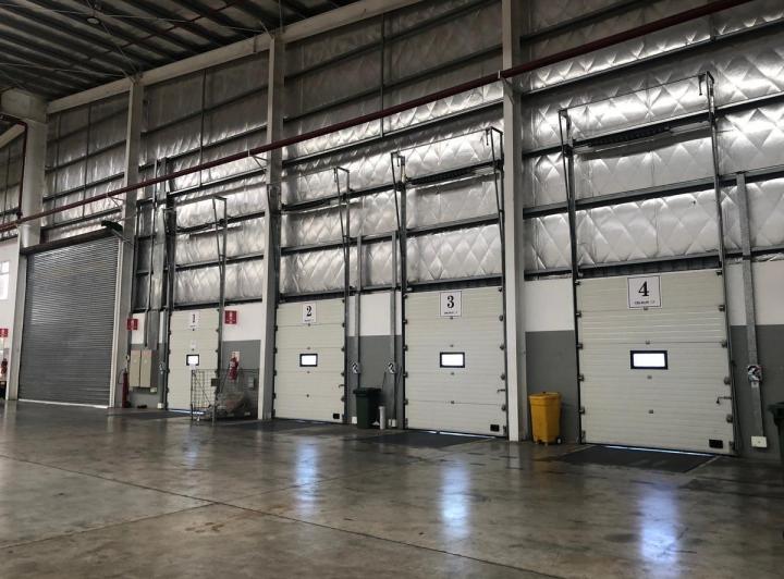 Depósito · 10000m²