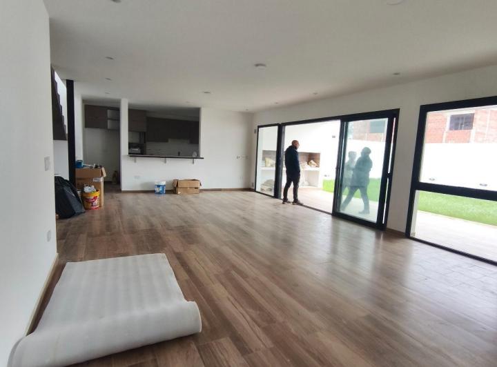 Casa · 250m²