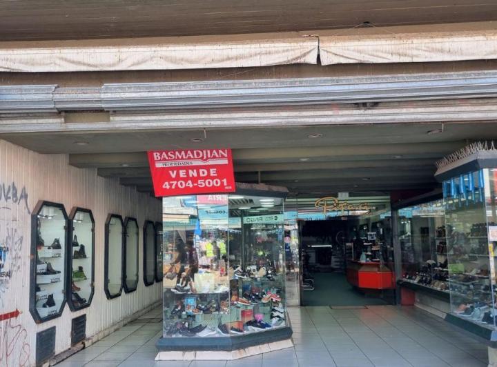 Local comercial · 252m²