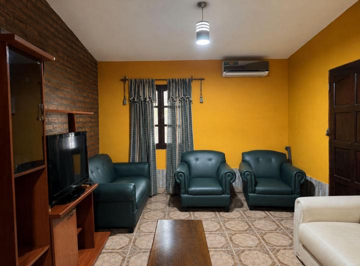 Casa · 50m² · 4 Ambientes · 1 Cochera