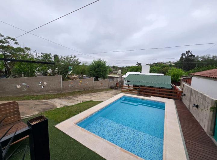 Casa · 95m² · 4 Ambientes · 2 Cocheras