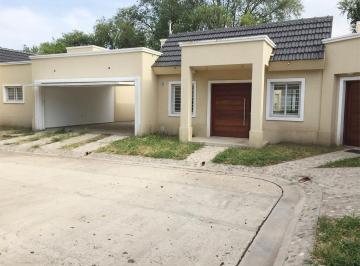 Casa · 150m² · 3 Ambientes · 2 Cocheras · Casa en Complejo Cerrado en Alquiler