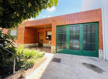 rs:j4ahi17uricjmnwko43fzmmd · Venta Casa Lote Propio 3/4 Ambientes