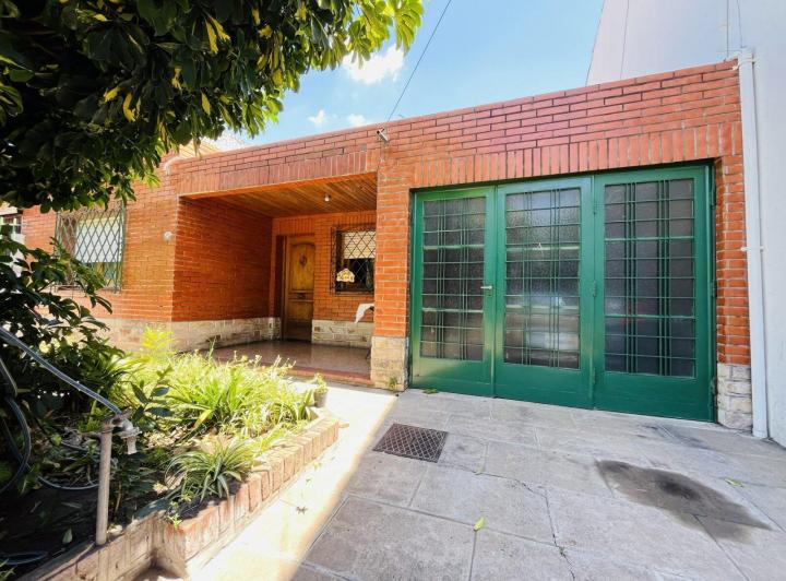 Casa · 116m² · 3 Ambientes · 1 Cochera