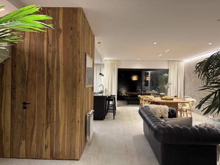 Casa · 165m² · 3 Ambientes · 2 Cocheras