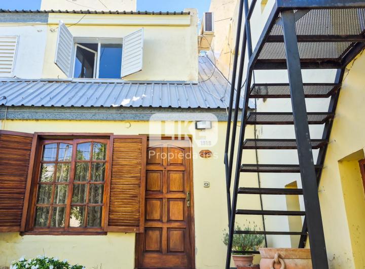 Casa · 33m² · 5 Ambientes · 1 Cochera