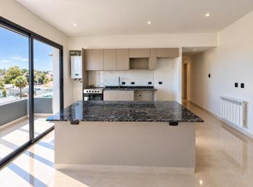 Departamento · 55 Ambientes · 1 Cochera · Departamento en Bombal Sur