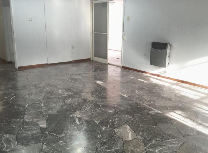 Casa · 132m² · 3 Dormitorios · 2 Cocheras