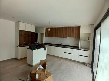 Departamento · 91m² · 4 Ambientes · 2 Cocheras · Venta de Duplex de Categoria en Godoy Cruz