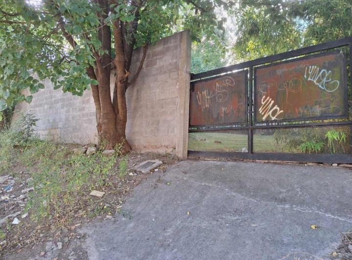 Terreno · 245m²