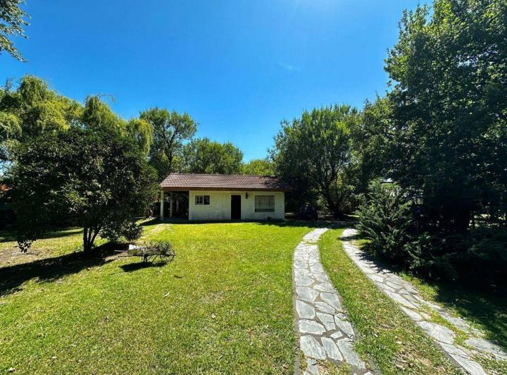 Casa · 200m² · 4 Ambientes