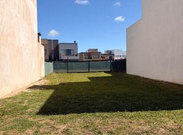 Terreno · 202m² · Venta Lote Barrio Cerrado Federico 1, Berazategui
